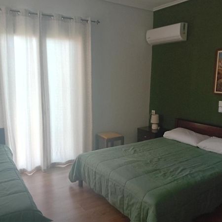Hotel Διεθνές 扎哈罗 外观 照片