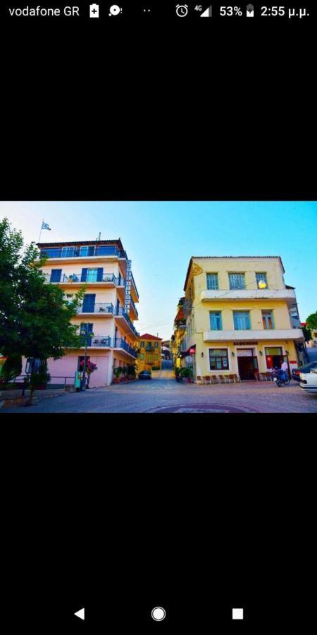 Hotel Διεθνές 扎哈罗 外观 照片