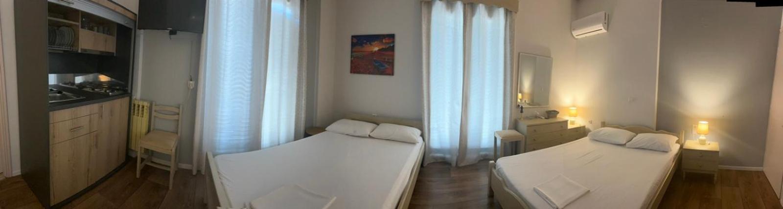 Hotel Διεθνές 扎哈罗 外观 照片